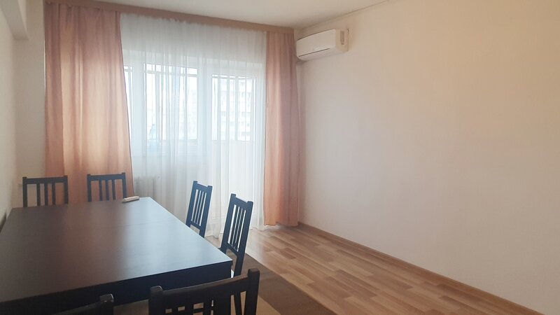 Dorobanti - Iancu de Hunedoara Apartament 3 camere decomandate,