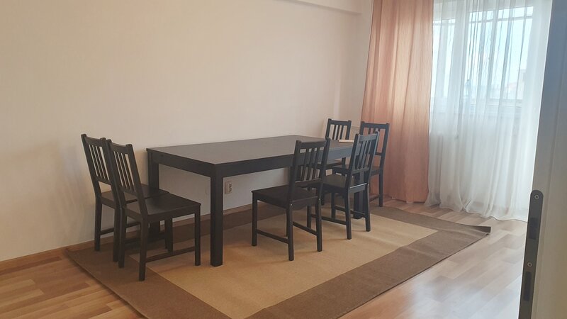 Dorobanti - Iancu de Hunedoara Apartament 3 camere decomandate,